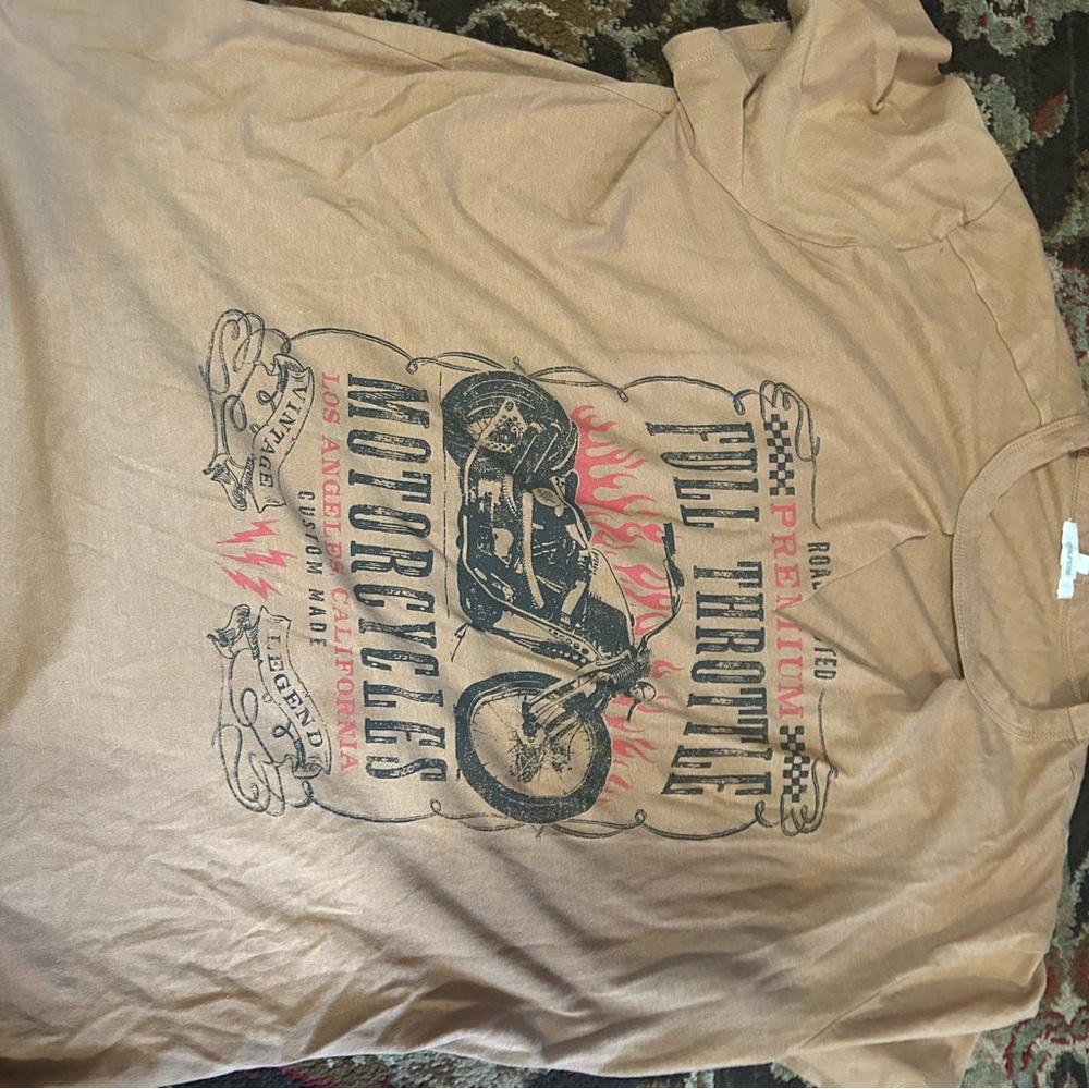Women’s Tee